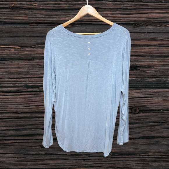 Tribal blue Asymmetrical Long Sleeve Tunic - Picture 2 of 4